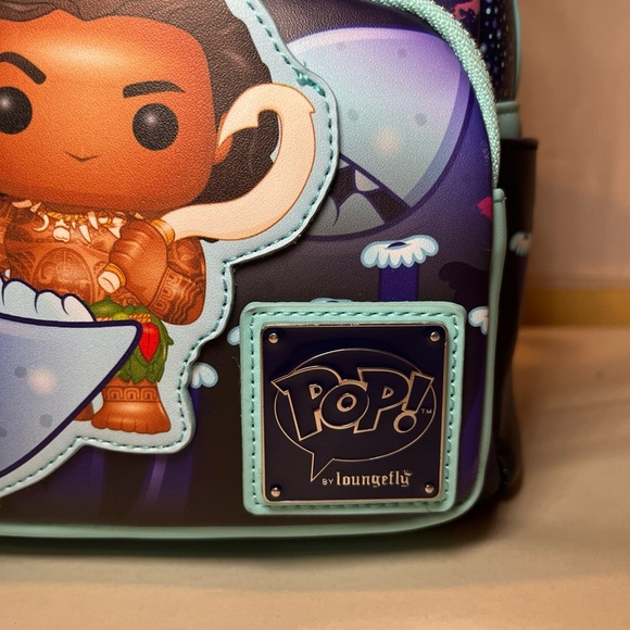 NWOT Loungefly Disney Maui/Tamatoa  Faux Leather Mini Backpack. Glow In The Dark - Picture 2 of 16